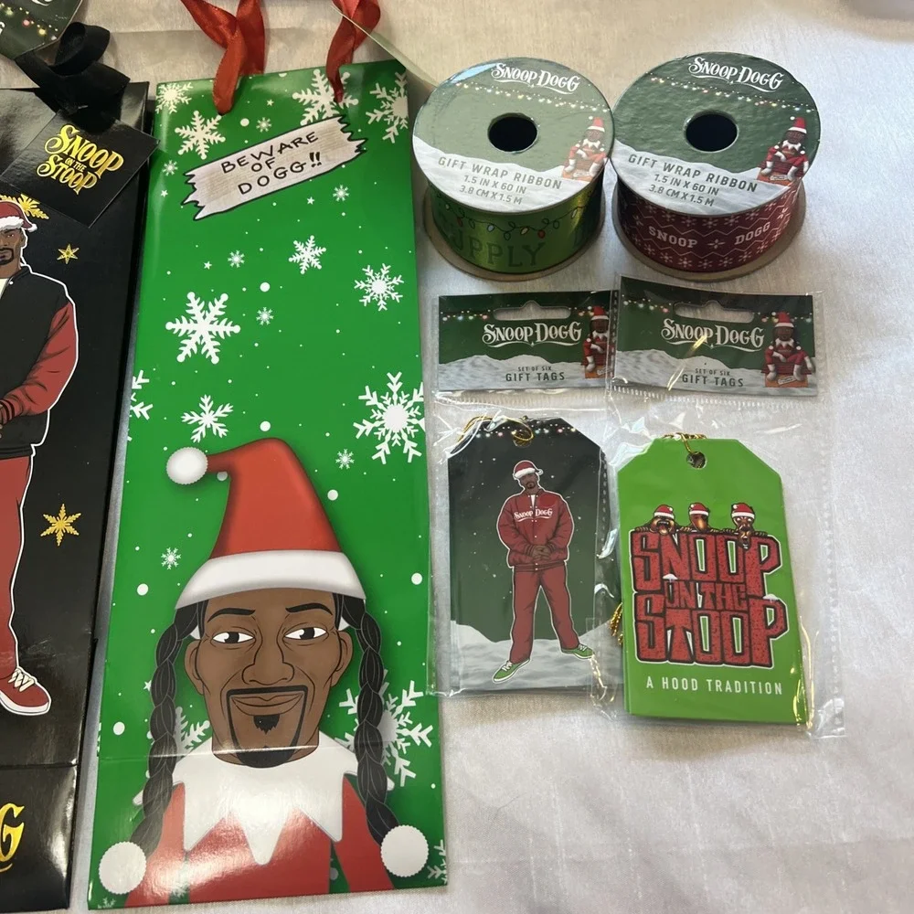 Snoop On The Stoop wine bags